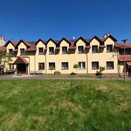 Wilcza Lapa ベッド・アンド・ブレックファスト ピエシツェ