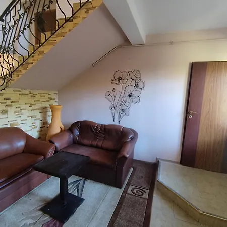 ベッド・アンド・ブレックファスト Wilcza Lapa ピエシツェ