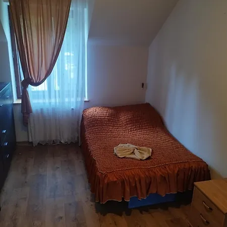 Wilcza Lapa * Пешице