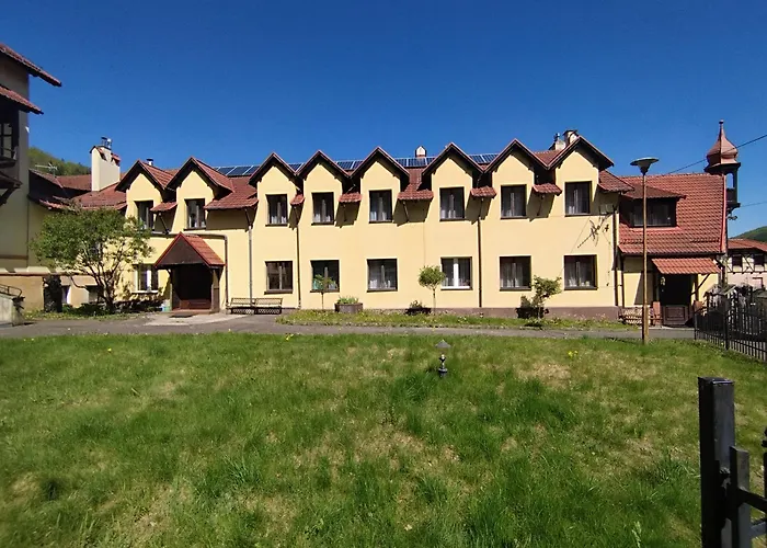 Wilcza Lapa Bed & Breakfast Pieszyce