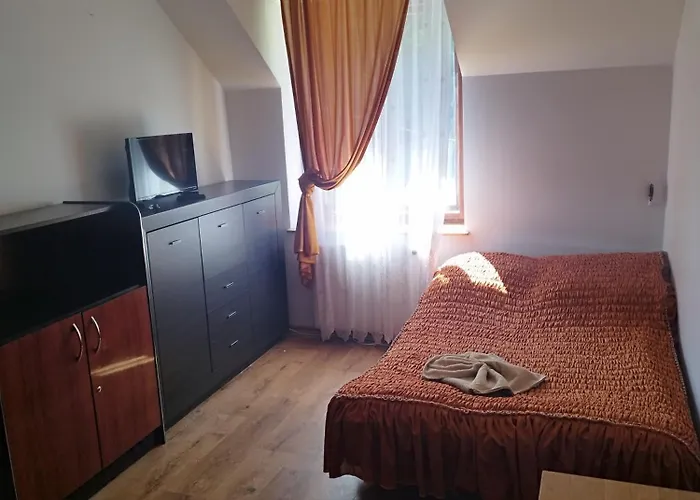 Bed & Breakfast Wilcza Lapa Pieszyce