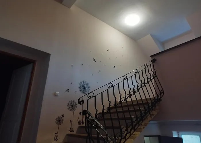 Wilcza Lapa Bed & Breakfast