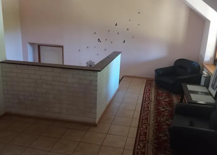 Bed & Breakfast Wilcza Lapa 3*